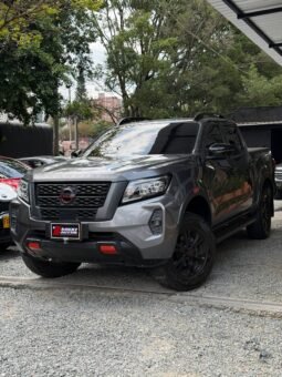 NISSAN FRONTIER PRO-4X  AUT 2.5GSL 4X4
