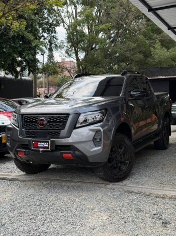 NISSAN FRONTIER PRO-4X  AUT 2.5GSL 4X4