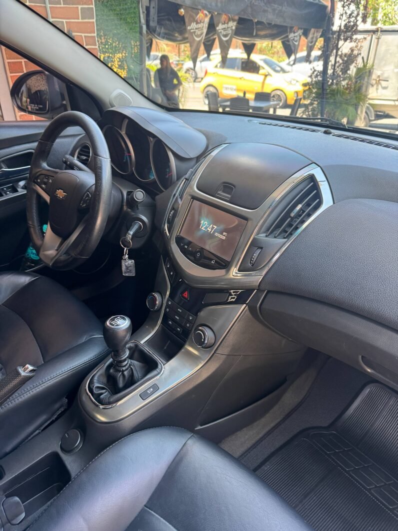 
								CHEVROLET CRUZE LS MT 1.8 SD full									