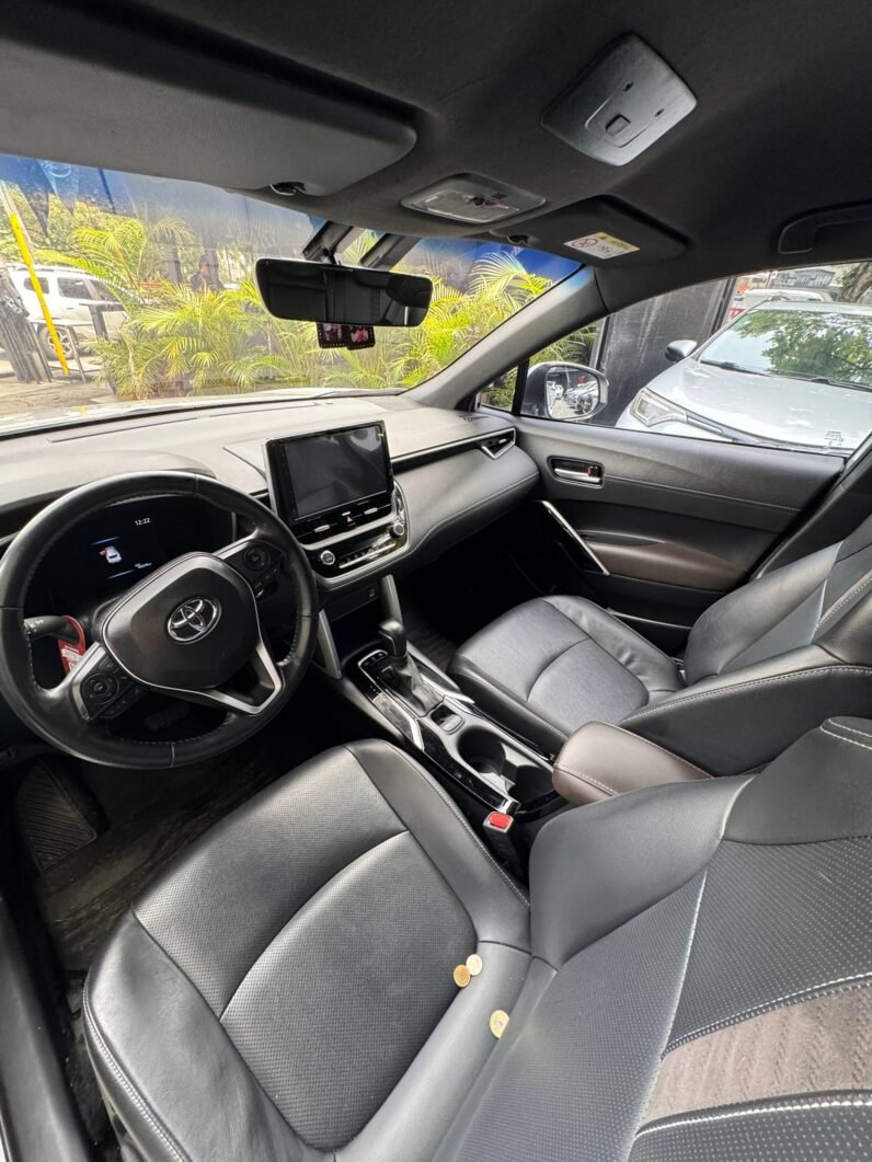 
								TOYOTA COROLLA CROSS XEI HYBRID 1.8 AT full									