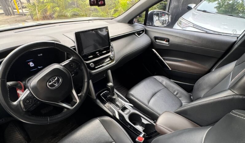 
								TOYOTA COROLLA CROSS XEI HYBRID 1.8 AT full									