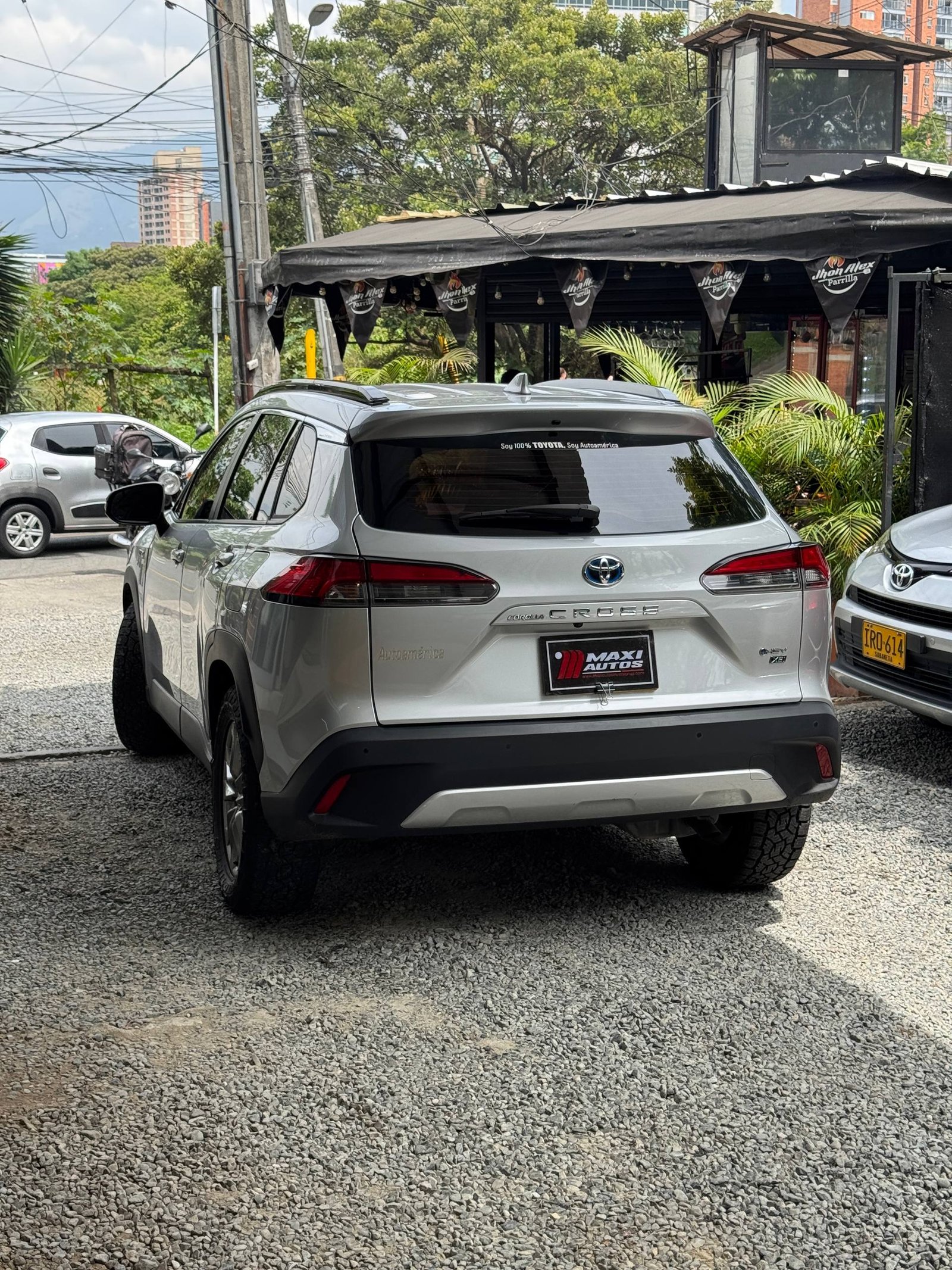 TOYOTA COROLLA CROSS XEI HYBRID 1.8 AT