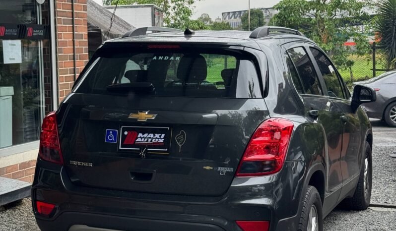 
								CHEVROLET TRACKER LT AT 1.8 full									