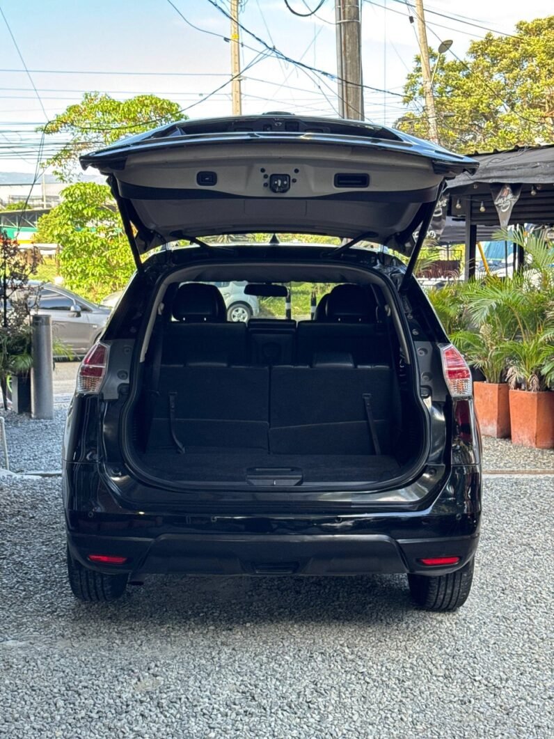 
								NISSAN XTRAIL EXCLUSIVE 2.5 AT 4X4 full									