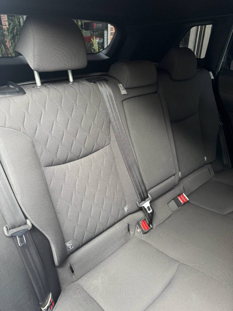 
								TOYOTA COROLLA CROSS XEI HYBRID 1.8 AT full									