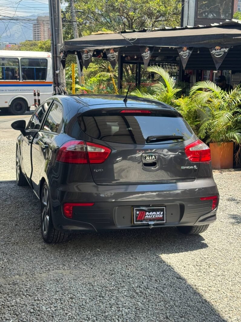 
								KIA RIO UB EX HB 1.250 MT full									