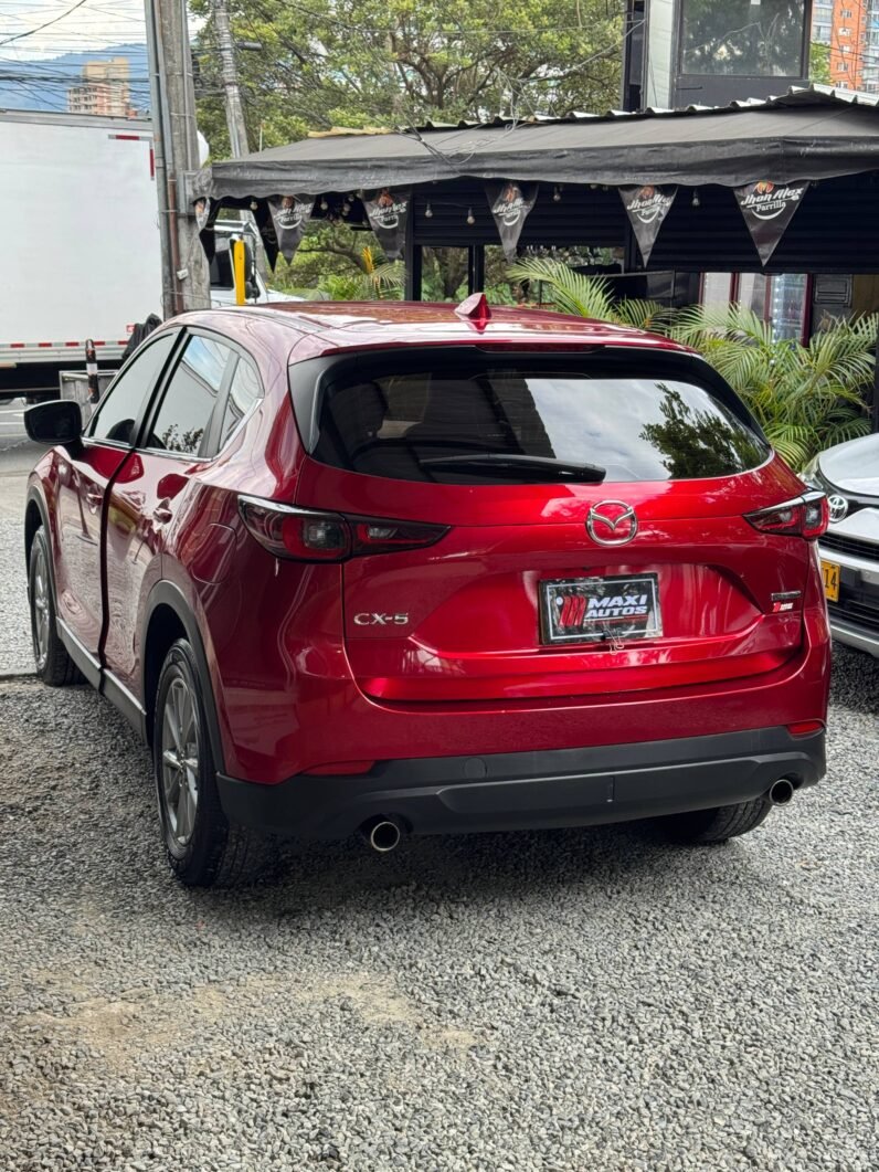 
								MAZDA CX-5 TOURING 2.0L AT 4X2 full									