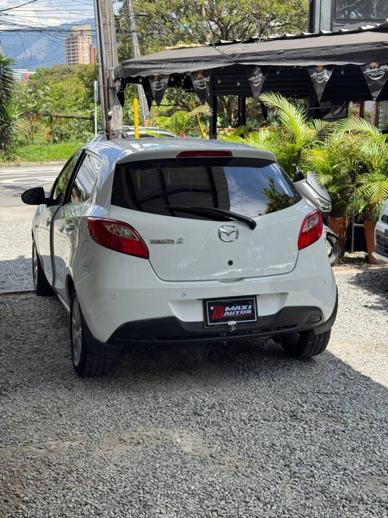 
								MAZDA 2  15HM1C 1.5L MT HB full									