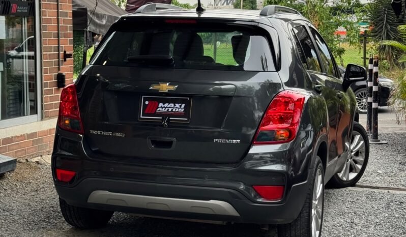 
								CHEVROLET TRACKER PREMIER 1.8 AT full									