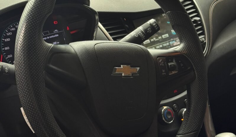 
								CHEVROLET TRACKER LT AT 1.8 full									