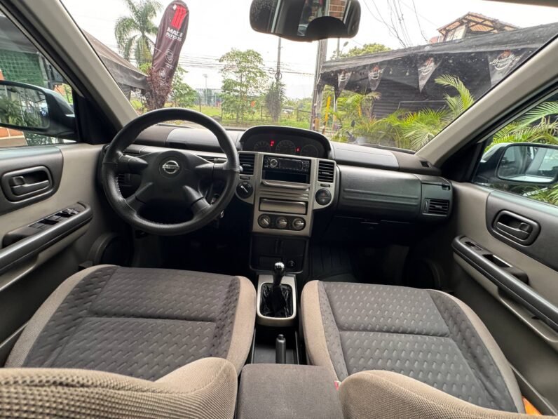 
								NISSAN XTRAIL 2.5 CLASSIC 4X4 AUT full									