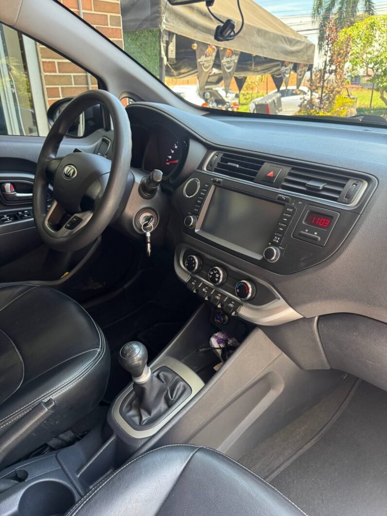 
								KIA RIO UB EX HB 1.250 MT full									