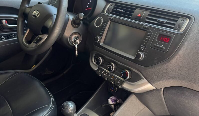 
								KIA RIO UB EX HB 1.250 MT full									