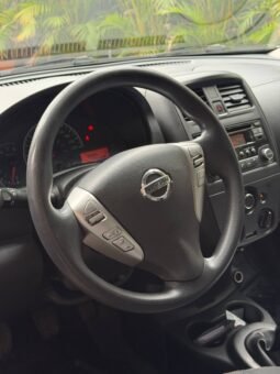 
										NISSAN VERSA SENSE MT 1.6 full									