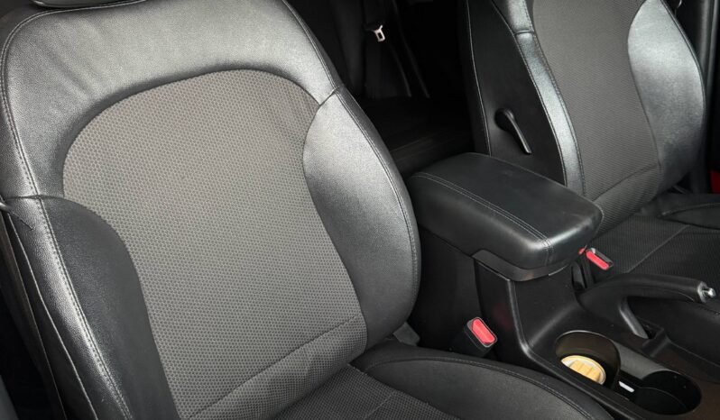 
								HYUNDAI TUCSON IX-35 STYLE 2.0 AT 4×2 full									