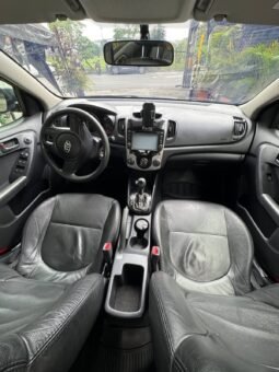 
										KIA CERATO FORTE 1.6L AT full									