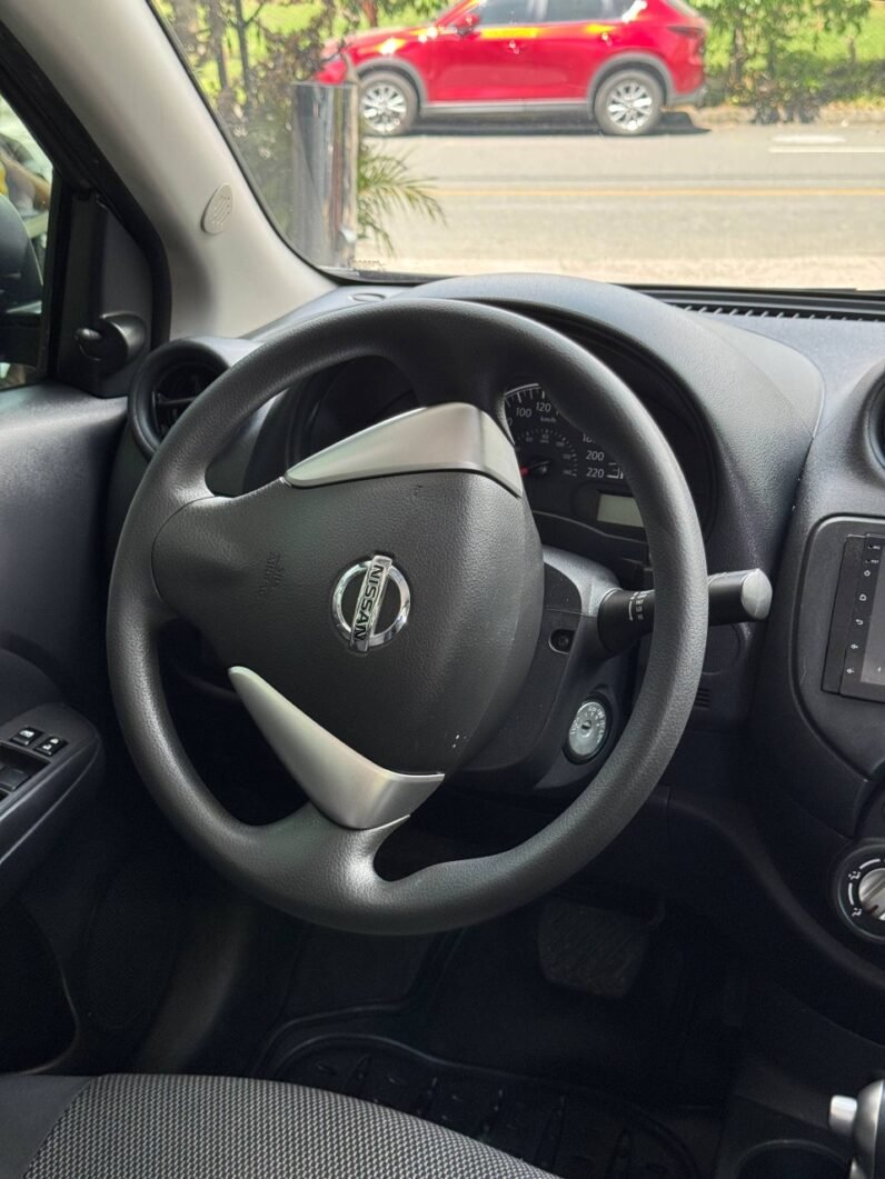 
								NISSAN VERSA DRIVE AT 1.6 SD full									