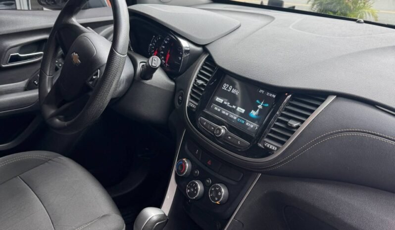 
								CHEVROLET TRACKER LT AT 1.8 full									