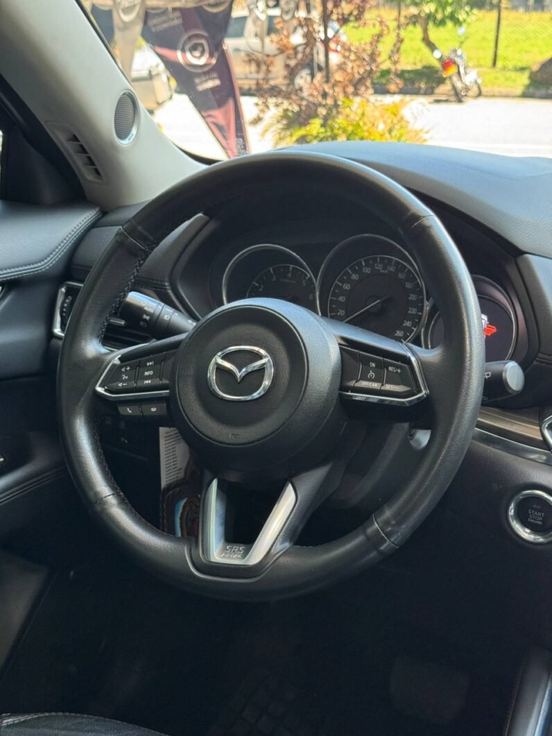 
								MAZDA Cx5 GRAND TOURING LX 4×4 full									