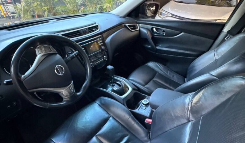 
								NISSAN XTRAIL EXCLUSIVE 2.5 AT 4X4 full									