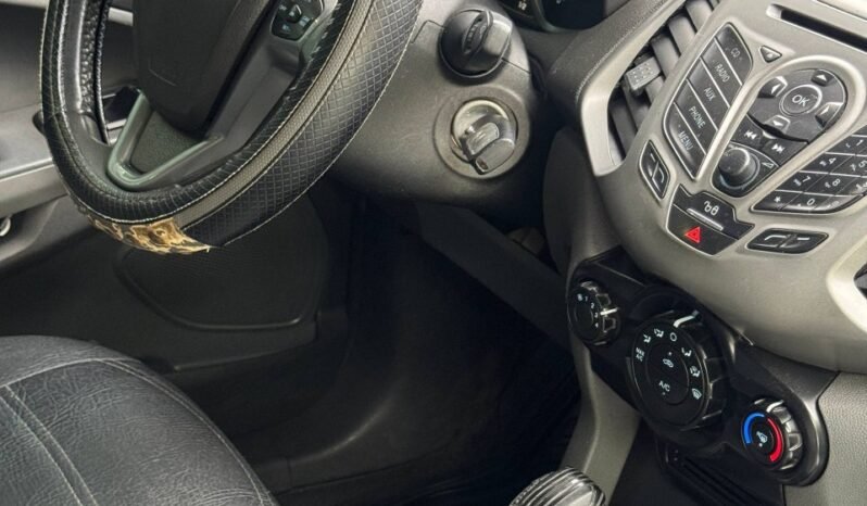 
								FORD ECOSPORT TITANIUM AT 4X2 full									