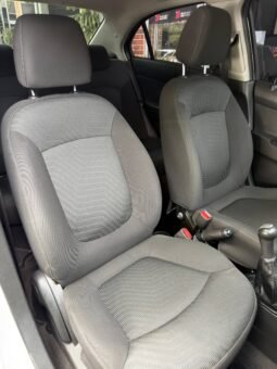 
										CHEVROLET BEAT PREMIER 1.2 SD full									
