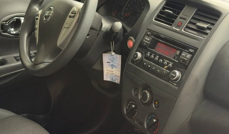 
								NISSAN VERSA SENSE MT 1.6 full									