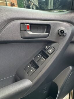 
										KIA CERATO FORTE 1.6L AT full									