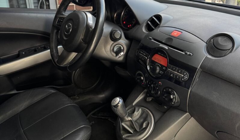 
								MAZDA 2  15HM1C 1.5L MT HB full									