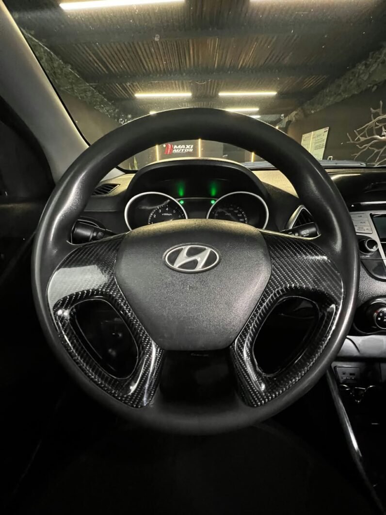 
								HYUNDAI TUCSON IX35 GL  MT 2.0 4X2 GASOLINA full									