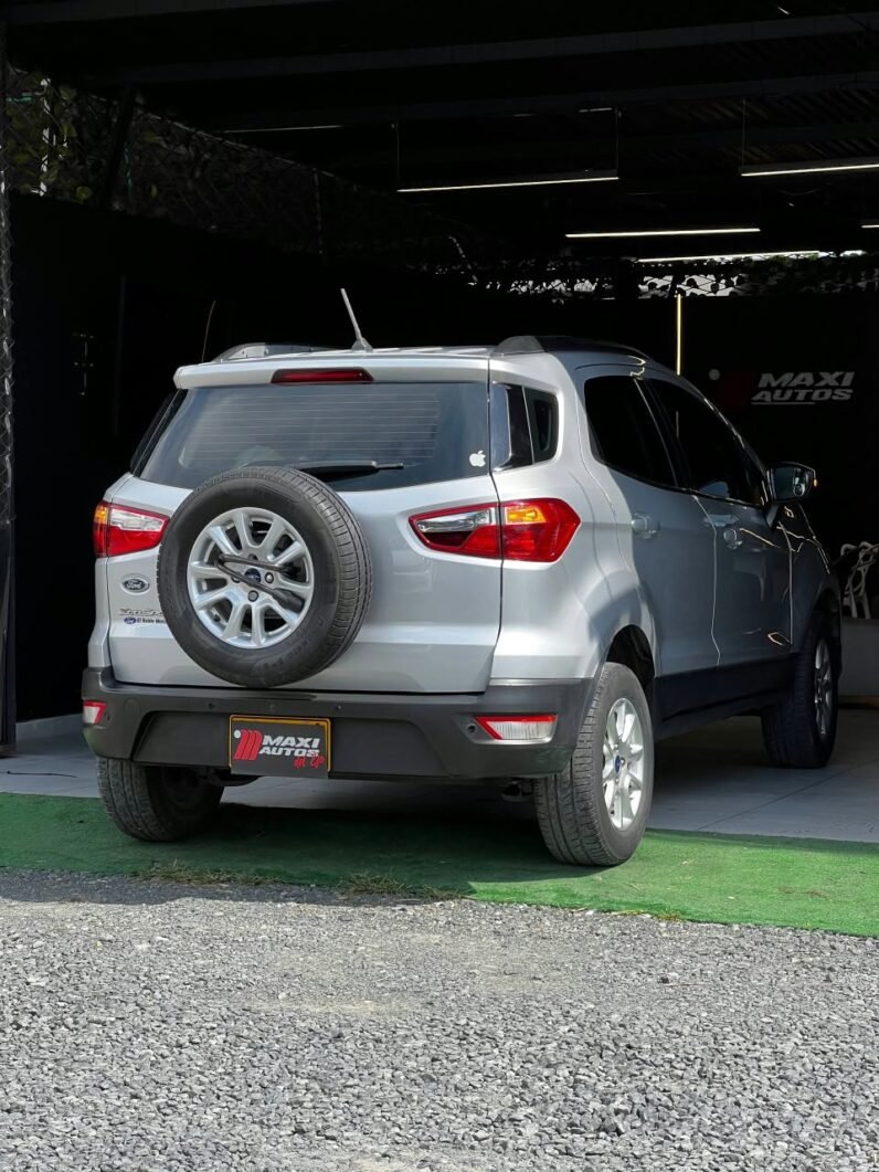 
								FORD ECOSPORT SE 1.5 MT full									