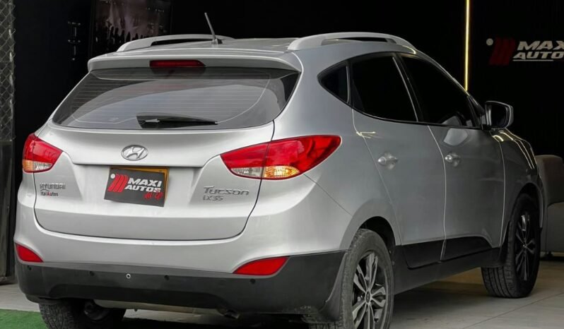 
								HYUNDAI TUCSON IX35 GL  MT 2.0 4X2 GASOLINA full									