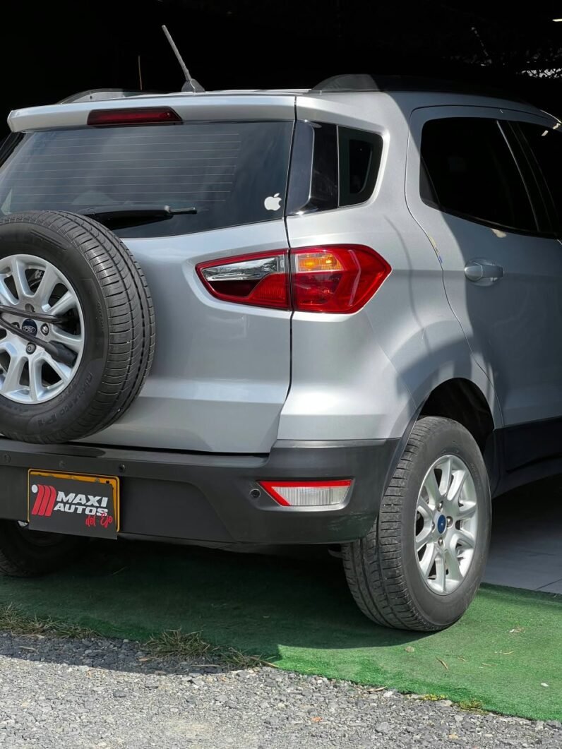 
								FORD ECOSPORT SE 1.5 MT full									