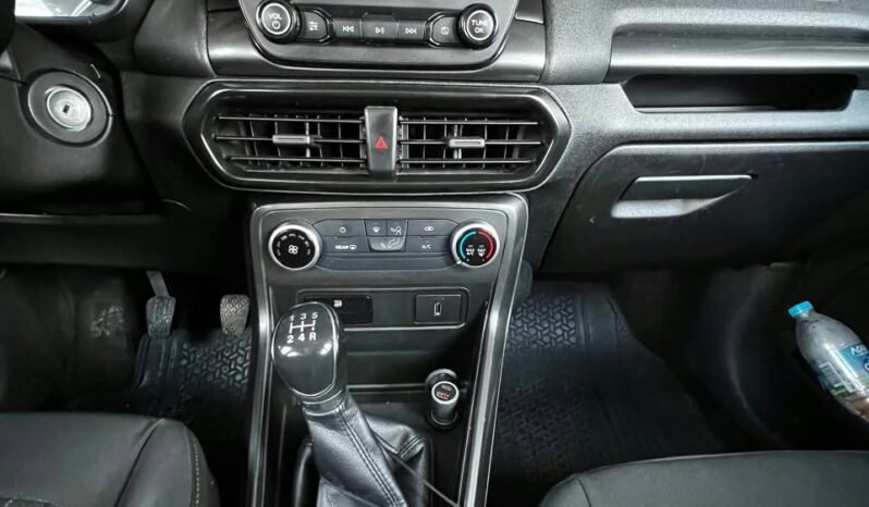 
								FORD ECOSPORT SE 1.5 MT full									