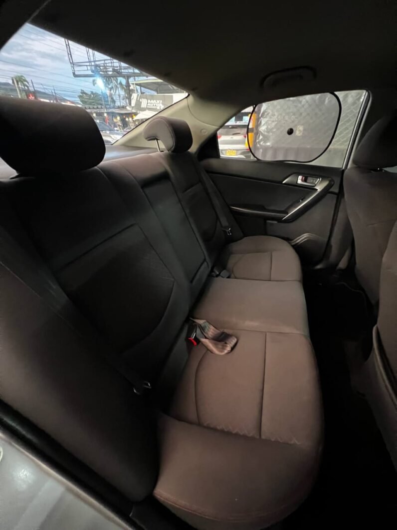 
								KIA CERATO FORTE SX 1.6 MT full									