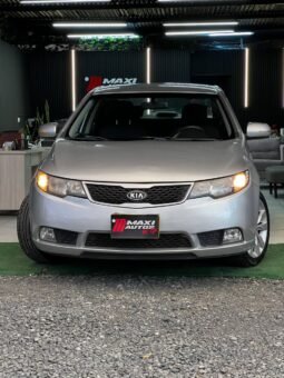 KIA CERATO FORTE SX 1.6 MT