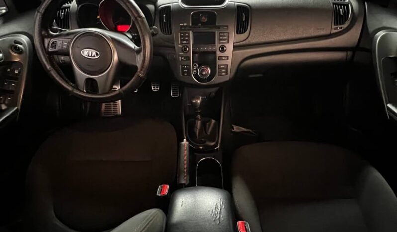 
								KIA CERATO FORTE SX 1.6 MT full									
