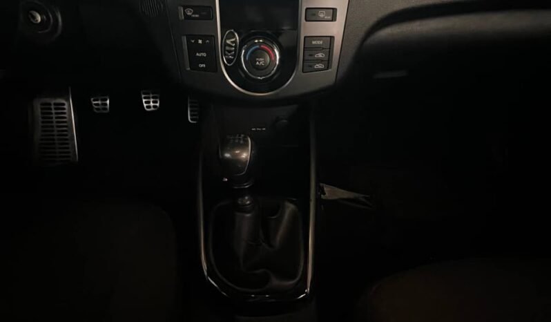 
								KIA CERATO FORTE SX 1.6 MT full									