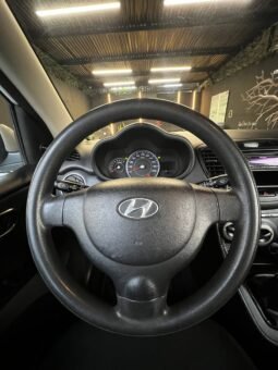 
										HYUNDAI I10 GL MT 1.0 full									