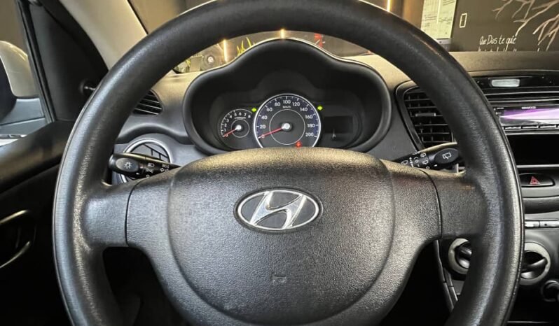 
								HYUNDAI I10 GL MT 1.0 full									