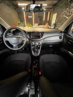 
										HYUNDAI I10 GL MT 1.0 full									