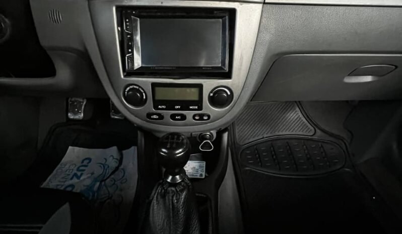 
								CHEVROLET OPTRA ADVANCE MT 1.6 full									