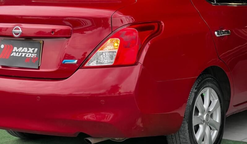 
								NISSAN VERSA ADVANCE MT 1.6 SD full									