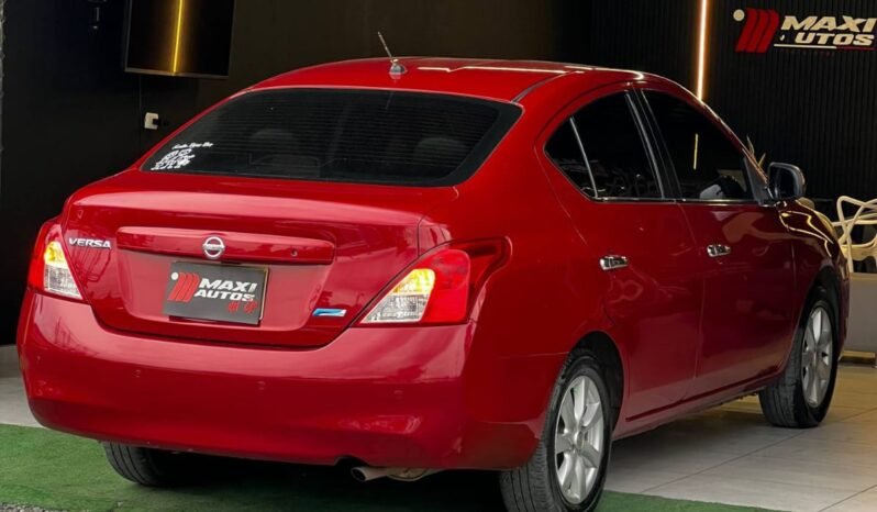
								NISSAN VERSA ADVANCE MT 1.6 SD full									