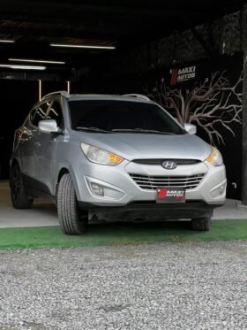 HYUNDAI TUCSON IX35 GL  MT 2.0 4X2 GASOLINA