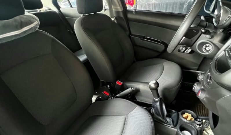 
								CHEVROLET BEAT LS MT 1.2 SD full									