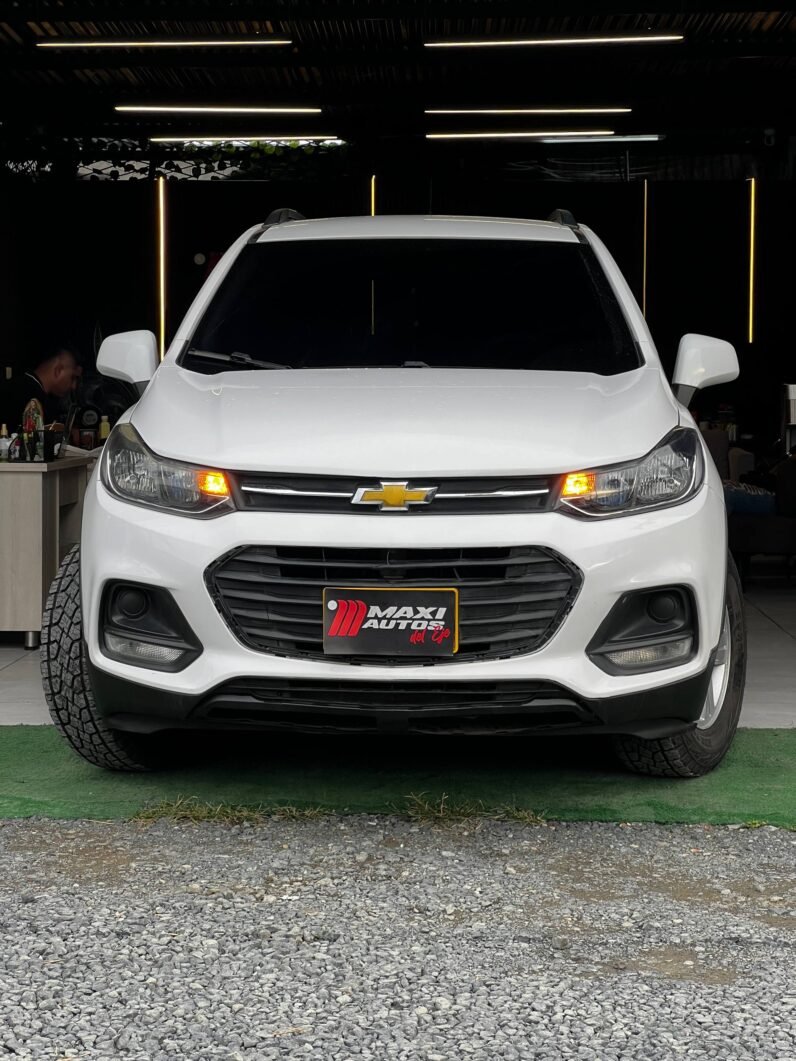 
								CHEVROLET TRACKER LS MT 1.8 4X2 full									