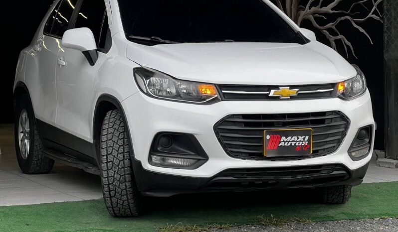 
								CHEVROLET TRACKER LS MT 1.8 4X2 full									