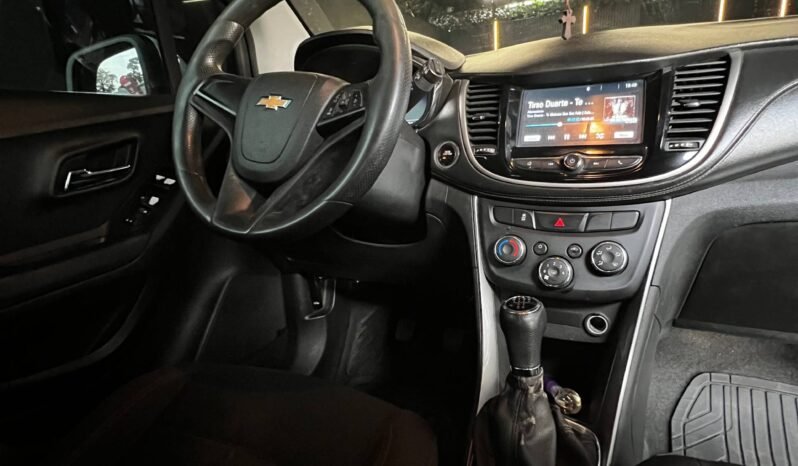 
								CHEVROLET TRACKER LS MT 1.8 4X2 full									