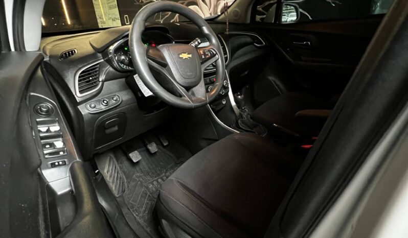 
								CHEVROLET TRACKER LS MT 1.8 4X2 full									